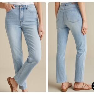 Soft Surroundings Ultimate Denim Straight Leg Jeans in Clear Sky Wash Size 16